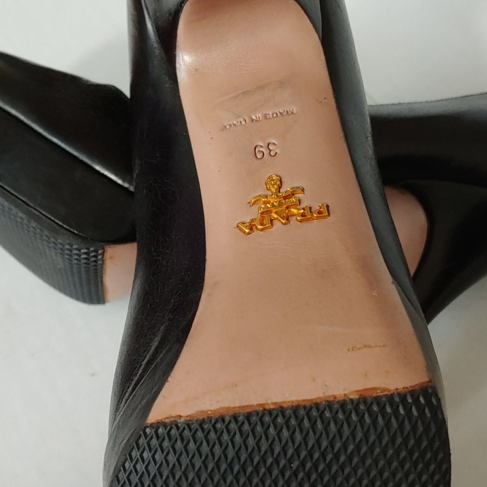 Prada Platform Leather pump sz 39 - Picture 4 of 7